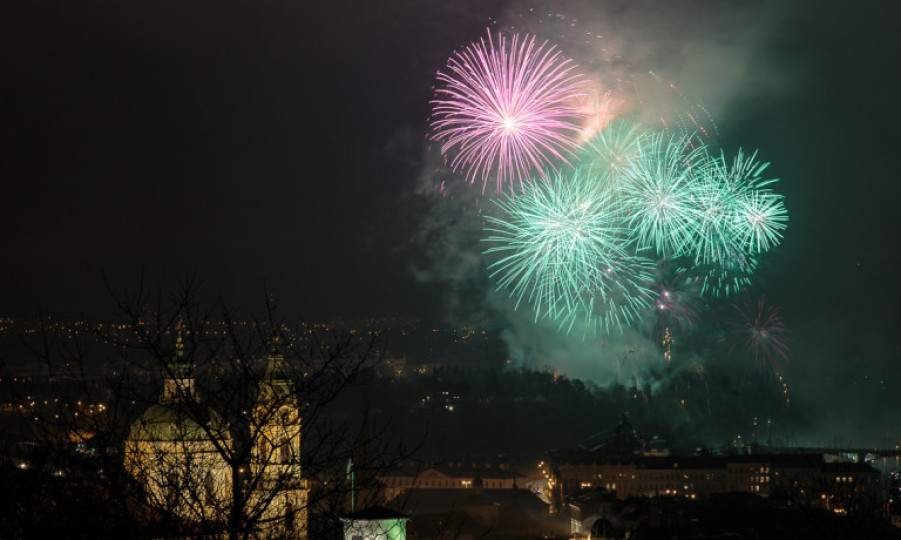 New Year Pub Crawl 2023 / 2024 + ADMISSION TO KARLOVY LAZNE